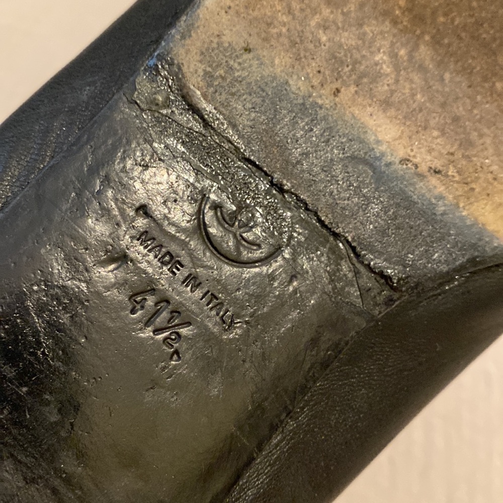 Chanel Black Leather Flats with Bow Detail. Size 41 1/2 - Picture 9 of 11